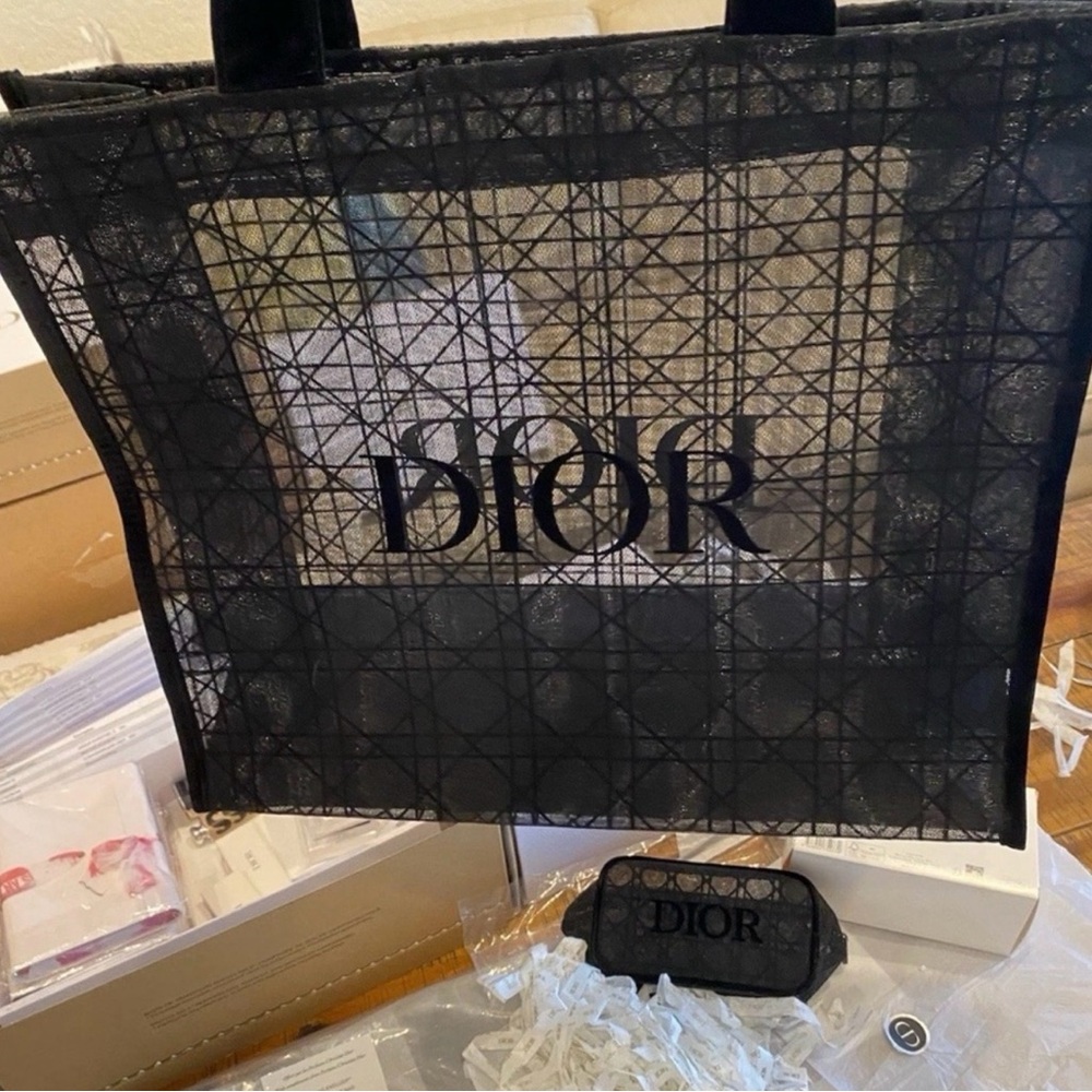Dior Mesh Tote & Pouch Set - Picture 4 of 8